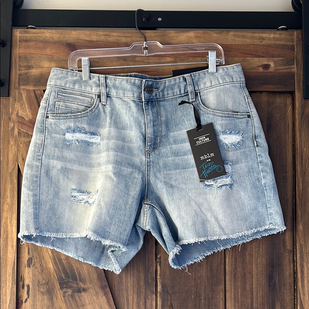 NWT MBLM Tess by Tuesday Distressed Denim Shorts